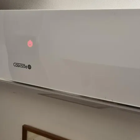 Σπίτι διακοπών - A Little House In The *